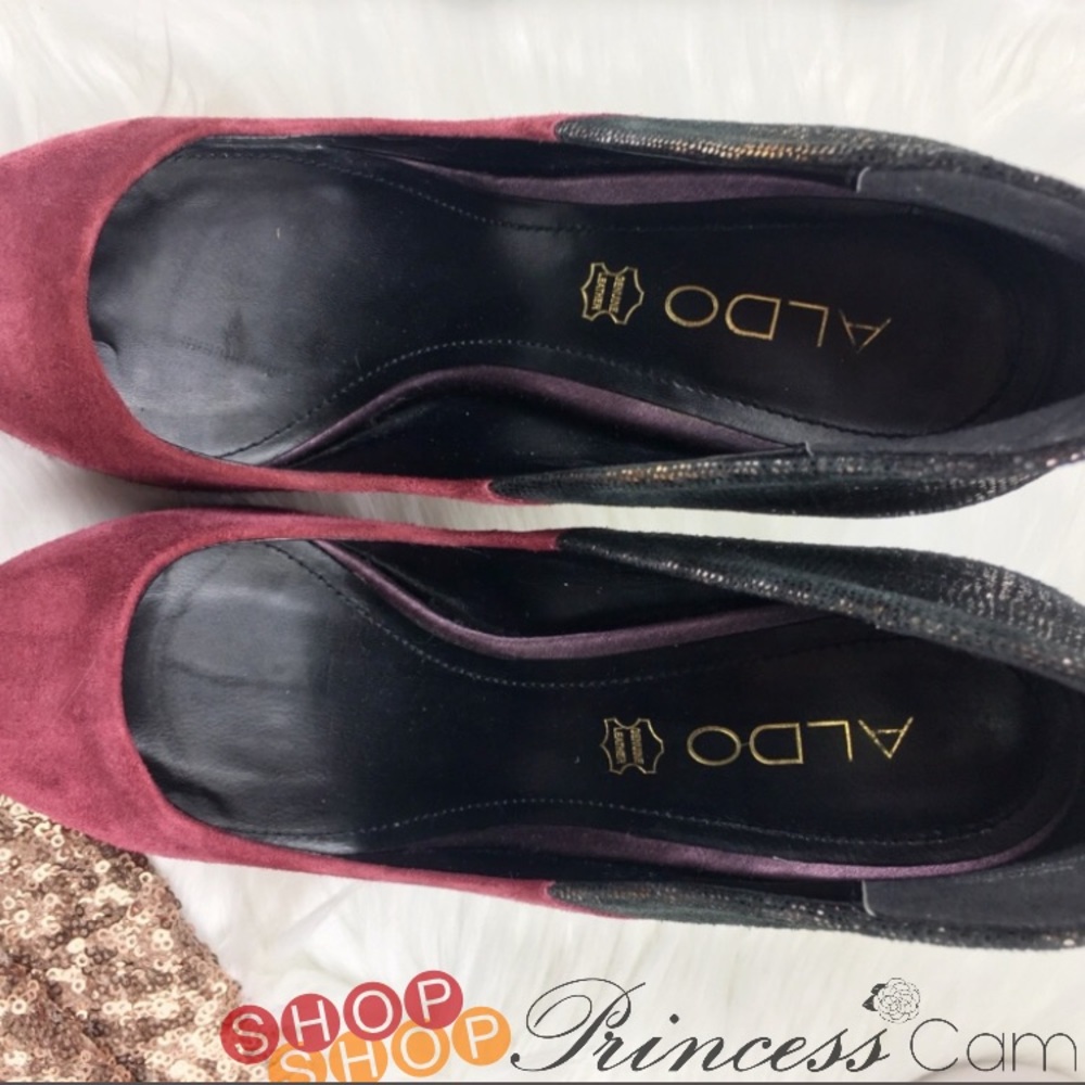 ๐ HOSTPICK๐ ๐Aldo Suede Pumps w/Metallic Accent - Picture 5 of 6